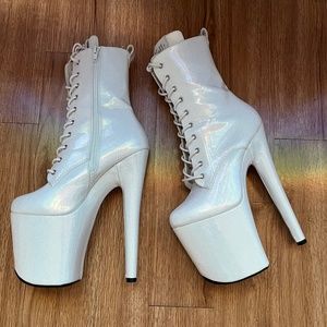 Hella Heels White Glitteratis